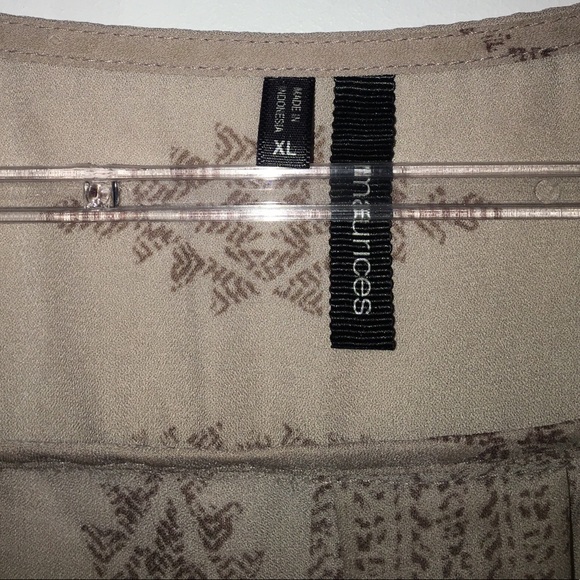 Blouse - Picture 2 of 2